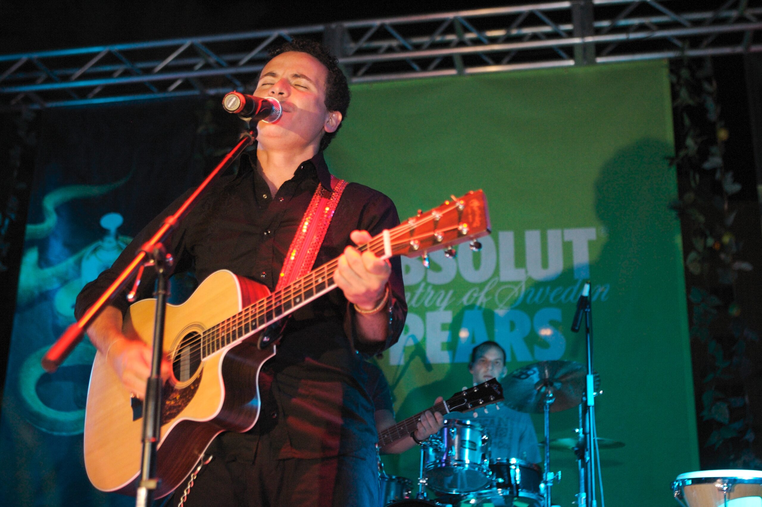 14192189700_80f3276af8_o